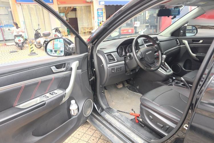 Used Haval H6 2015 Sport Edition 1.5T Automatic Two-Wheel Drive Luxury Model Driver Seat