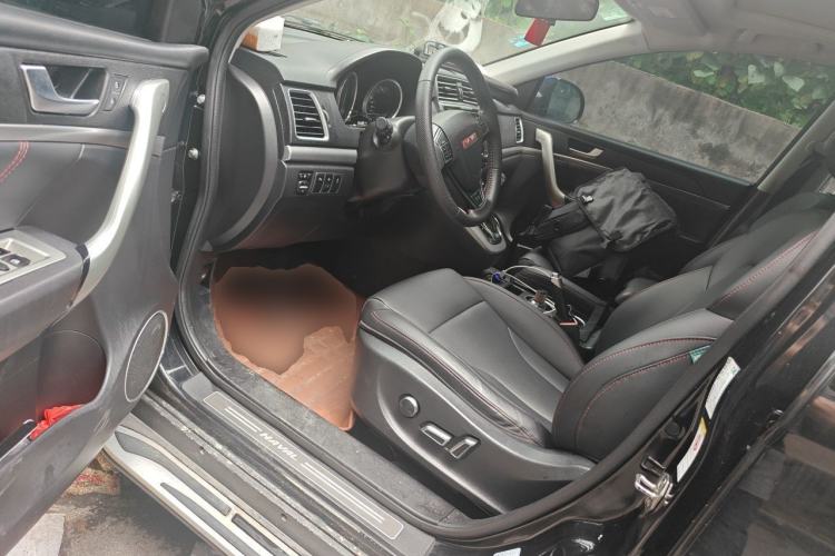 Used Haval H6 2015 Sport Edition 1.5T Automatic Two-Wheel Drive Luxury Model Driver Seat