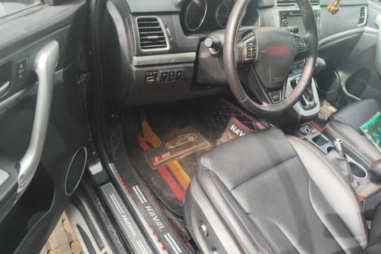 Used Haval H6 2015 Sport Edition 1.5T Automatic Two-Wheel Drive Luxury Model Driver Seat