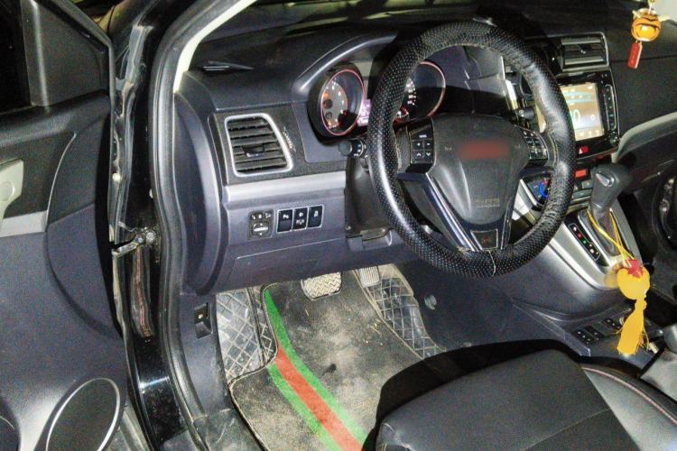 Used Haval H6 2015 Sport Edition 1.5T Automatic Two-Wheel Drive Luxury Model Driver Seat