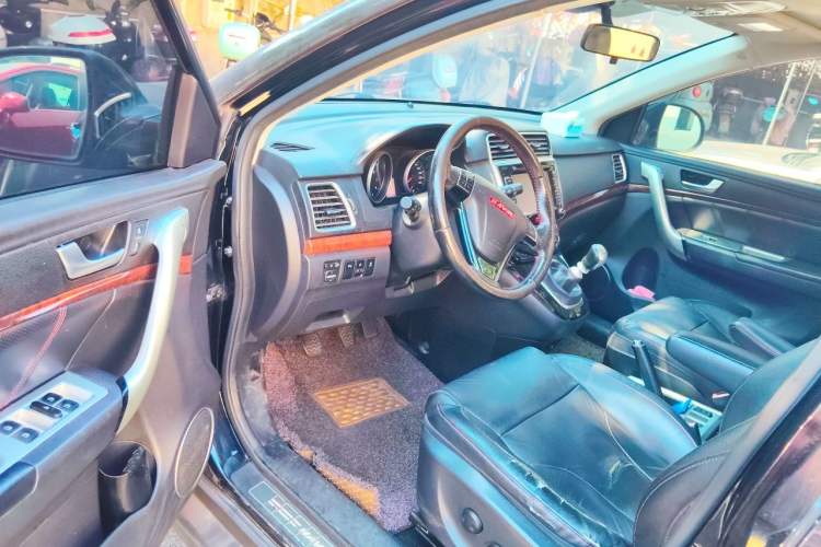 Used Haval H6 2015 Sport Edition 1.5T Manual Two-Wheel Drive Elite Model Driver Seat