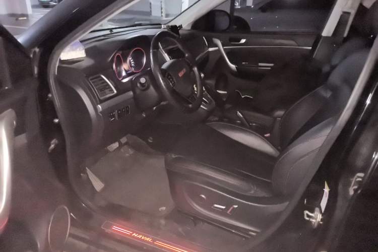 Used Haval H6 2015 Sport Edition 1.5T Automatic Two-Wheel Drive Luxury Model Driver Seat