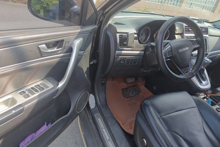 Used Haval H6 2015 Sport Edition 1.5T Automatic Two-Wheel Drive Luxury Model Driver Seat