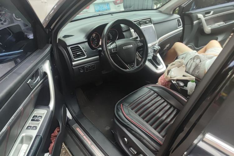 Used Haval H6 2015 Sport Edition 1.5T Automatic Two-Wheel Drive Luxury Model Driver Seat