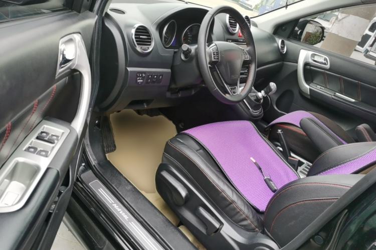 Used Haval H6 2015 Upgraded Model 1.5T Manual Two-Wheel Drive Elite Version Driver Seat
