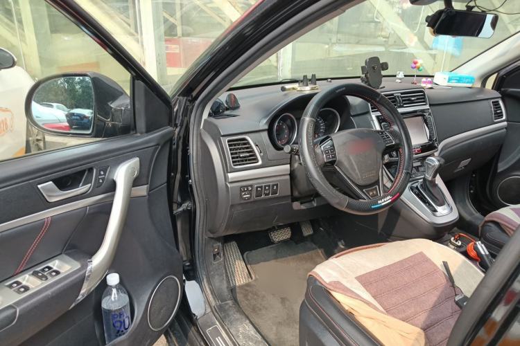 Used Haval H6 2015 Sport Edition 1.5T Automatic Two-Wheel Drive Luxury Model Driver Seat