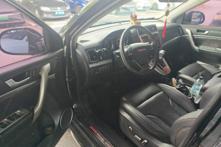 Used Haval H6 2015 Sport Edition 1.5T Automatic Two-Wheel Drive Luxury Model Driver Seat