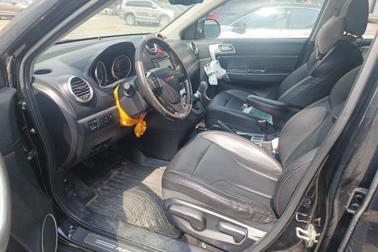 Used Haval H6 2015 Upgraded Model 1.5T Manual 4x4 Elite Version Driver Seat