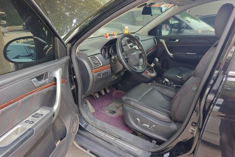 Used Haval H6 2015 Revised Version Sport Edition 1.5T Manual Transmission Two-Wheel Drive Elite Grade Driver Seat
