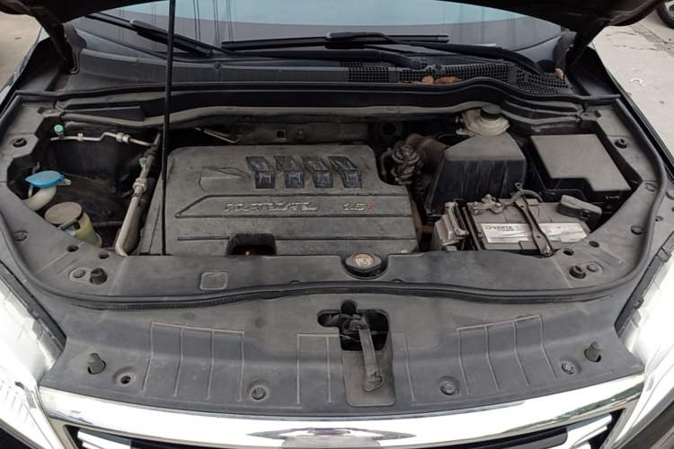 Used Haval H6 2015 Sport Edition 1.5T Automatic Two-Wheel Drive Luxury Model Engine Bay