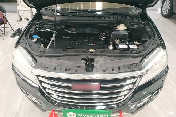 Used Haval H6 2015 Sport Edition 1.5T Automatic Two-Wheel Drive Luxury Model Engine Bay