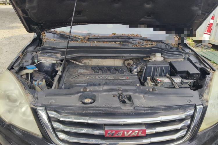 Used Haval H6 2015 Upgraded Model 1.5T Manual Two-Wheel Drive Elite Version Engine Bay