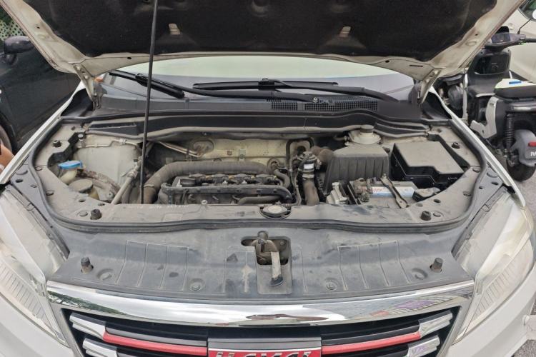 Used Haval H6 2015 Sport Edition 1.5T Automatic Two-Wheel Drive Luxury Model Engine Bay