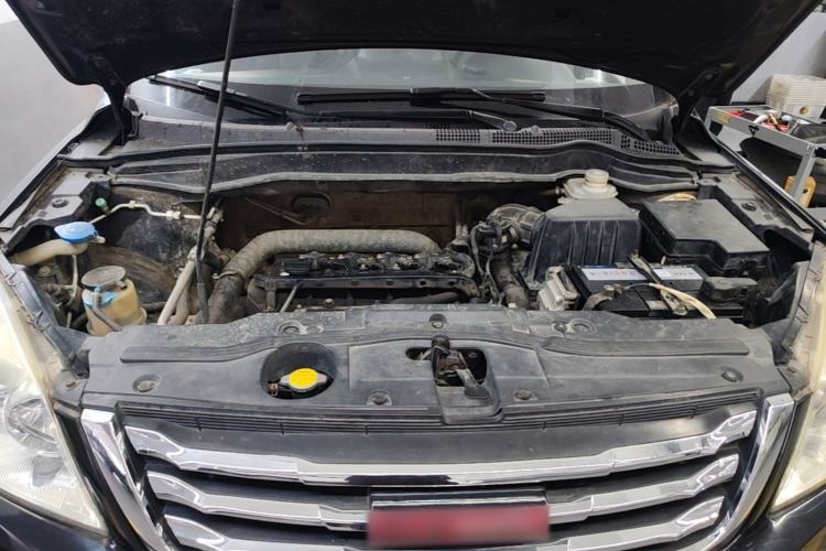 Used Haval H6 2015 Upgraded Model 1.5T Manual Two-Wheel Drive Elite Version Engine Bay