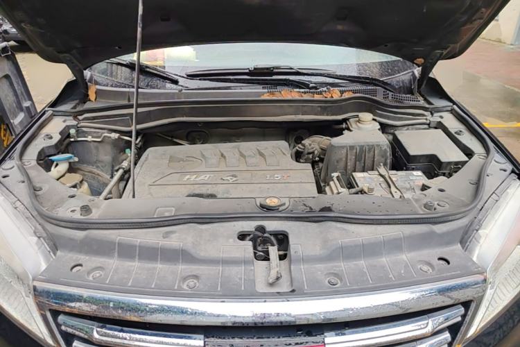 Used Haval H6 2015 Sport Edition 1.5T Manual Two-Wheel Drive Elite Model Engine Bay