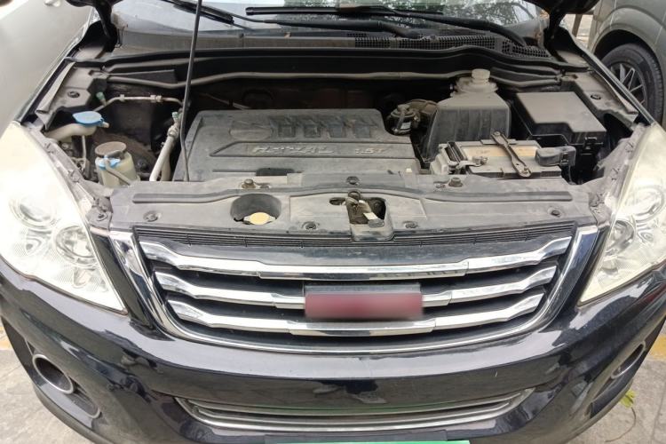 Used Haval H6 2015 Upgraded Model 1.5T Manual Two-Wheel Drive Elite Version Engine Bay