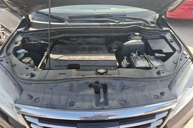 Used Haval H6 2015 Sport Edition 1.5T Automatic Two-Wheel Drive Luxury Model Engine Bay