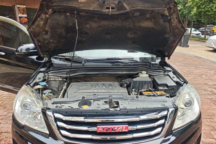 Used Haval H6 2015 Upgraded Model 1.5T Manual Two-Wheel Drive Elite Version Engine Bay