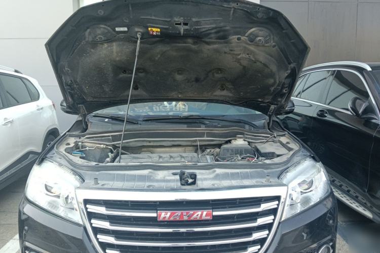 Used Haval H6 2015 Sport Edition 1.5T Automatic Two-Wheel Drive Luxury Model Engine Bay