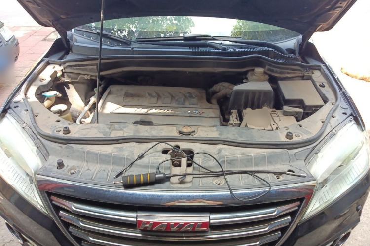 Used Haval H6 2015 Revised Version Sport Edition 1.5T Manual Transmission Two-Wheel Drive Elite Grade Engine Bay