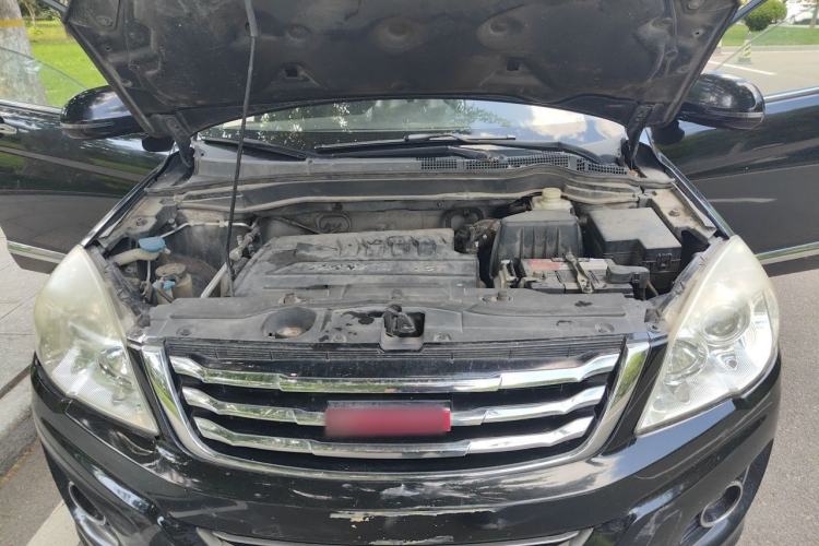 Used Haval H6 2015 Upgraded Model 1.5T Manual Two-Wheel Drive Elite Version Engine Bay