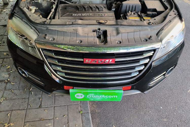 Used Haval H6 2015 Sport Edition 1.5T Automatic Two-Wheel Drive Luxury Model Engine Bay