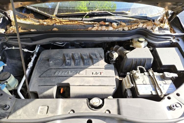 Used Haval H6 2015 Sport Edition 1.5T Automatic Two-Wheel Drive Luxury Model Engine Bay