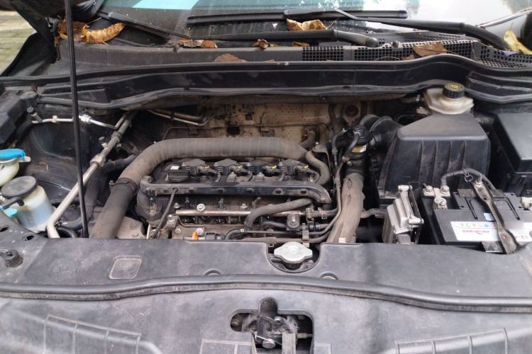 Used Haval H6 2015 Sport Edition 1.5T Automatic Two-Wheel Drive Luxury Model Engine Bay