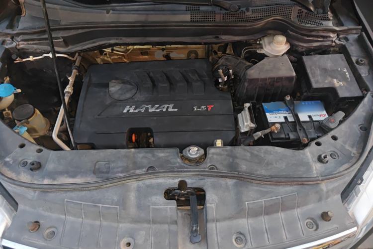 Used Haval H6 2015 Sport Edition 1.5T Manual Two-Wheel Drive Elite Model Engine Bay