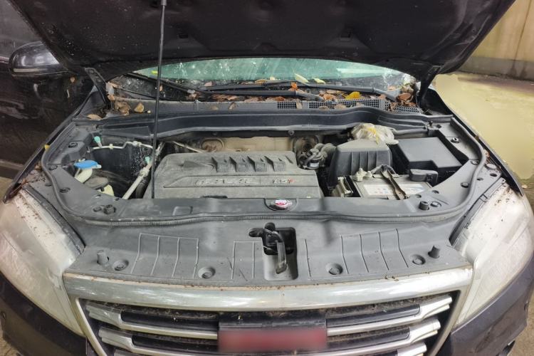 Used Haval H6 2015 Sport Edition 1.5T Automatic Two-Wheel Drive Luxury Model Engine Bay