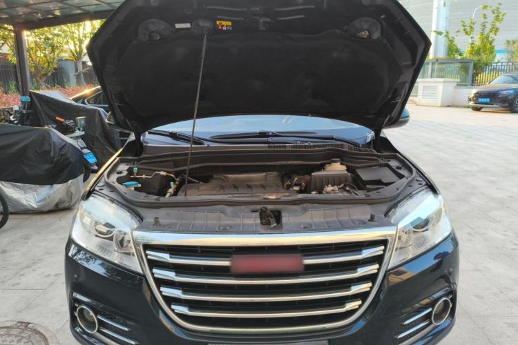 Used Haval H6 2015 Sport Edition 1.5T Automatic Two-Wheel Drive Luxury Model Engine Bay