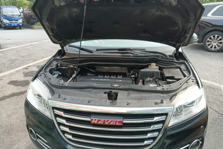 Used Haval H6 2015 Sport Edition 1.5T Automatic Two-Wheel Drive Luxury Model Engine Bay