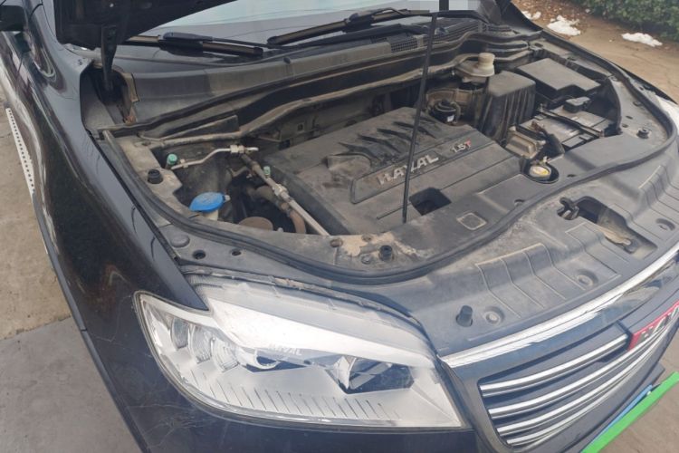Used Haval H6 2015 Sport Edition 1.5T Manual Two-Wheel Drive Elite Model Engine Bay Right