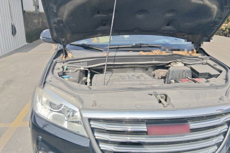 Used Haval H6 2015 Sport Edition 1.5T Manual Two-Wheel Drive Elite Model Engine Bay Right