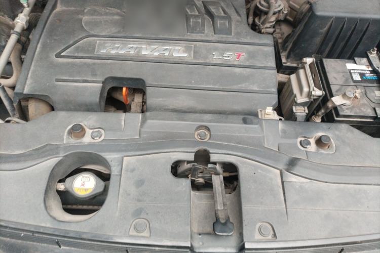 Used Haval H6 2015 Upgraded Model 1.5T Manual Two-Wheel Drive Elite Version Engine Bay