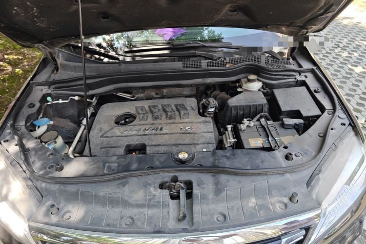 Used Haval H6 2015 Sport Edition 1.5T Automatic Two-Wheel Drive Luxury Model Engine Bay