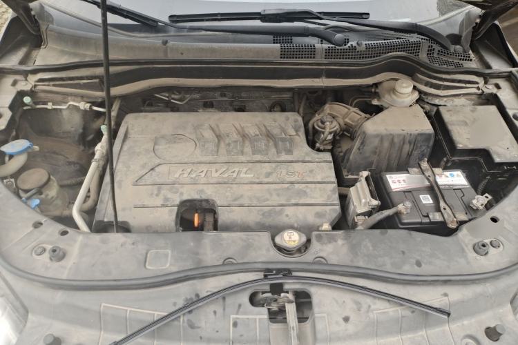 Used Haval H6 2015 Sport Edition 1.5T Manual Two-Wheel Drive Elite Model Engine Bay