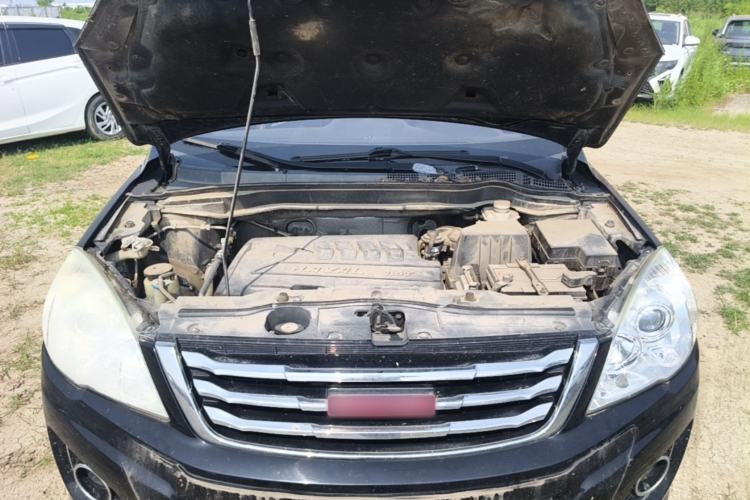 Used Haval H6 2015 Upgraded Model 1.5T Manual Two-Wheel Drive Elite Version Engine Bay