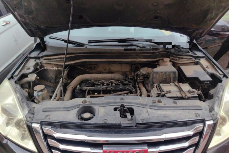 Used Haval H6 2015 Upgraded Model 1.5T Manual Two-Wheel Drive Elite Version Engine Bay