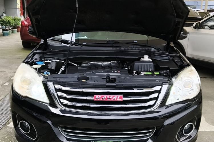 Used Haval H6 2015 Upgraded Model 1.5T Manual Two-Wheel Drive Elite Version Engine Bay