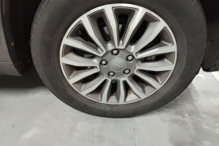 Used Haval H6 2015 Sport Edition 1.5T Automatic Two-Wheel Drive Luxury Model Exterior 1