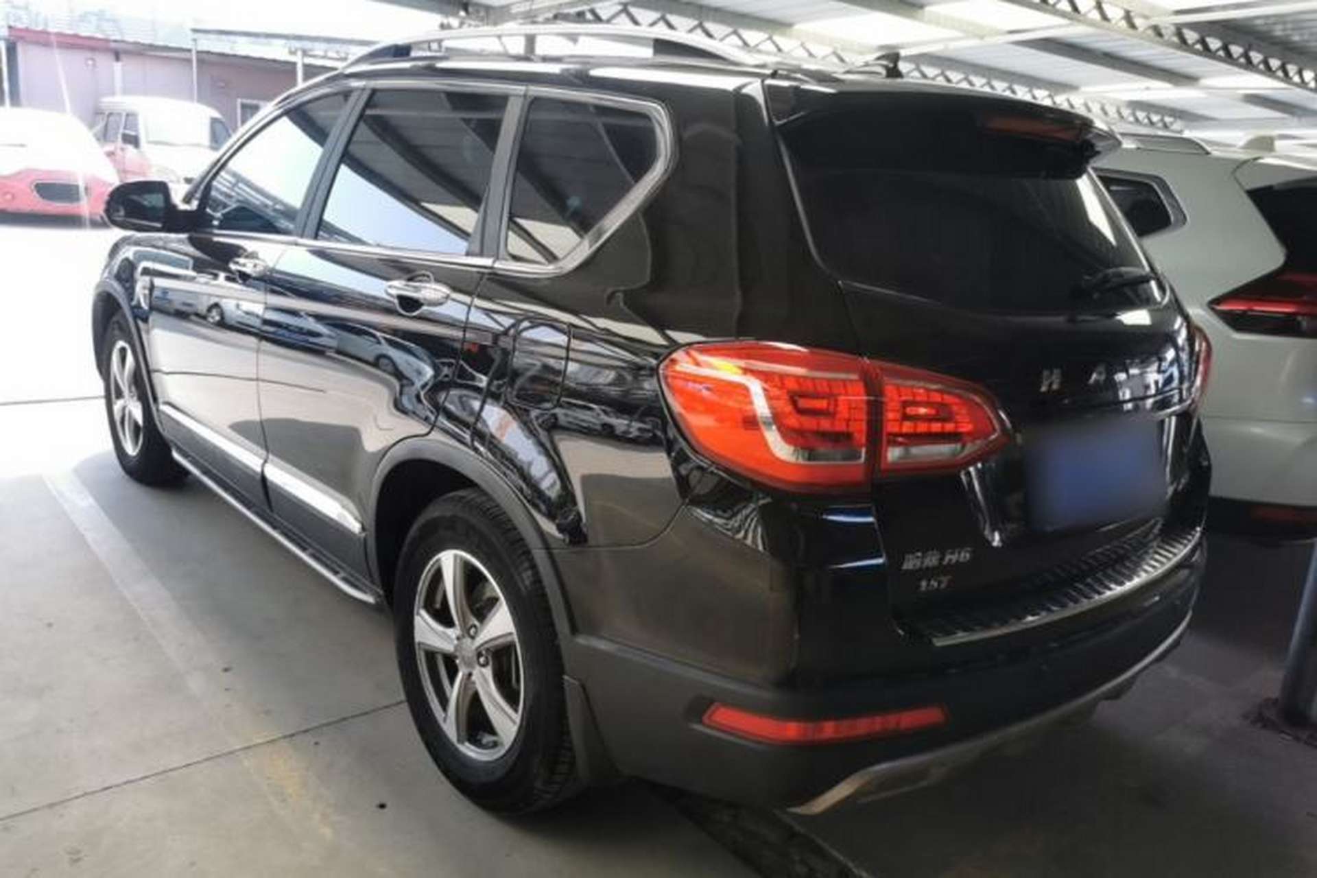 Used Haval H6 2015 Revised Version Sport Edition 1.5T Manual Transmission Two-Wheel Drive Elite Grade Exterior 2