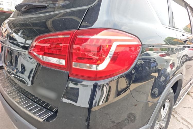 Used Haval H6 2015 Revised Version Sport Edition 1.5T Manual Transmission Two-Wheel Drive Elite Grade Exterior 3