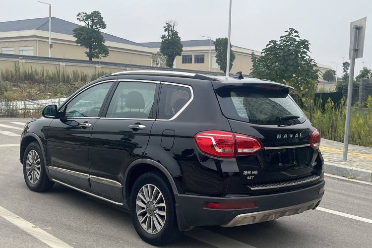Used Haval H6 2015 Sport Edition 1.5T Automatic Two-Wheel Drive Luxury Model Exterior 3