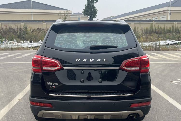 Used Haval H6 2015 Sport Edition 1.5T Automatic Two-Wheel Drive Luxury Model Exterior 4