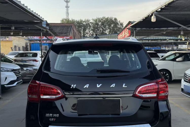 Used Haval H6 2015 Sport Edition 1.5T Automatic Two-Wheel Drive Luxury Model Exterior 8