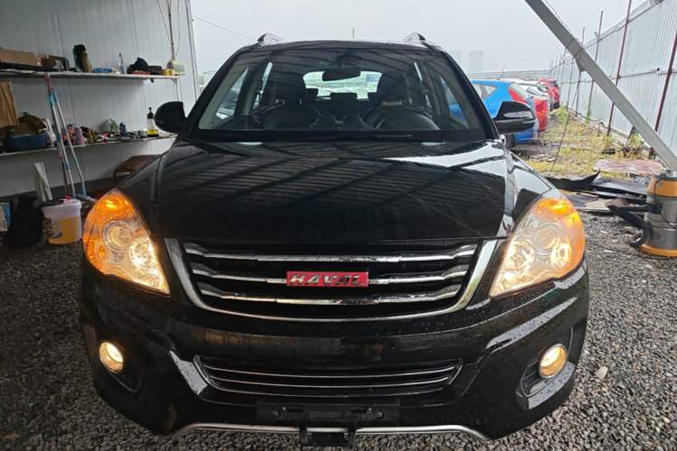 Used Haval H6 2015 Upgraded Model 1.5T Manual Two-Wheel Drive Elite Version Front