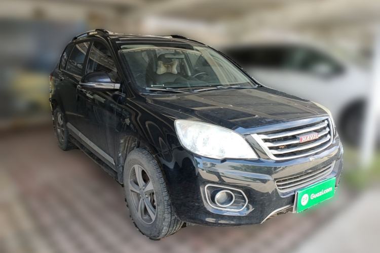 Used Haval H6 2015 Upgraded Model 1.5T Manual Two-Wheel Drive Elite Version Front Right 45 Deg