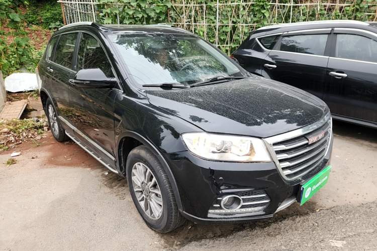 Used Haval H6 2015 Sport Edition 1.5T Automatic Two-Wheel Drive Luxury Model Front Right 45 Deg