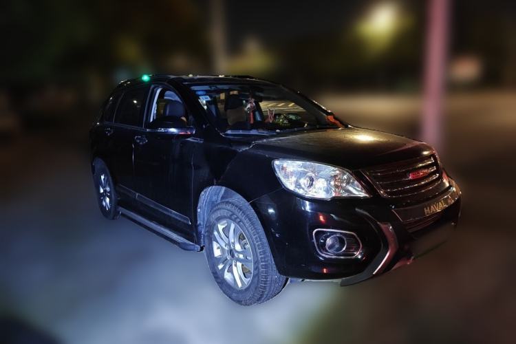 Used Haval H6 2015 Upgraded Model 1.5T Manual Two-Wheel Drive Elite Version Front Right 45 Deg